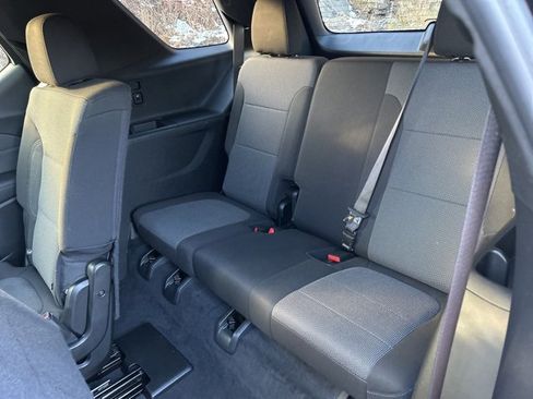 Certified 2023 Chevrolet Traverse LT image 22