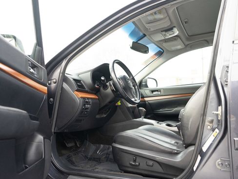 Used 2013 Subaru Outback 2.5i Limited image 13