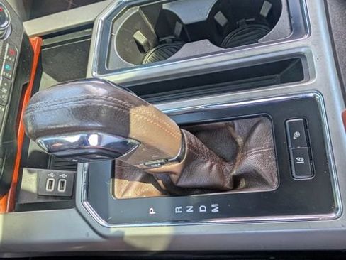 Used 2018 Ford F150 King Ranch w/ Equipment Group 601A Luxury AWD/4WD image 25