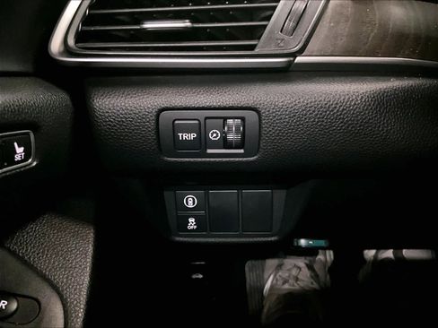 Used 2018 Honda Accord EX-L image 34