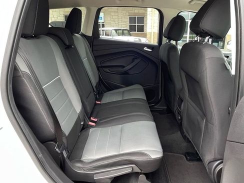 Used 2015 Ford Escape SE FWD image 28