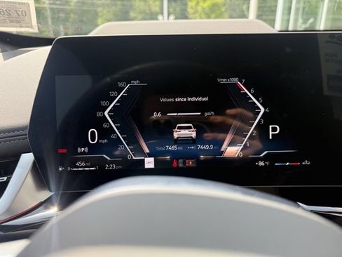 Used 2025 BMW X1 xDrive28i w/ Technology Package image 13