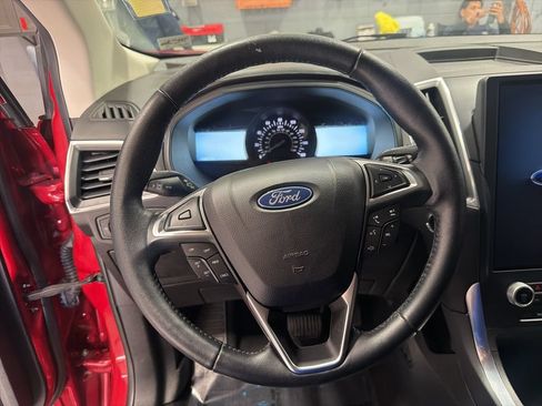 Used 2023 Ford Edge Titanium AWD/4WD image 16