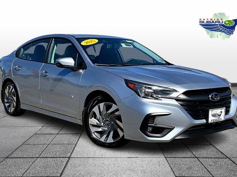 Used 2025 Subaru Legacy Limited image 1