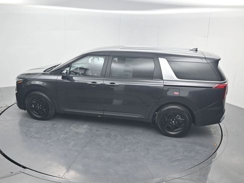 New 2026 Kia Carnival LX FWD image 37