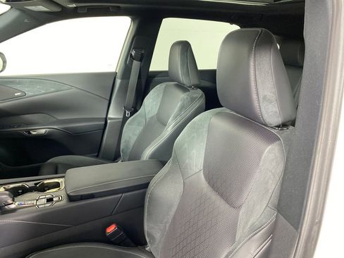 Used 2024 Lexus RX 350 AWD image 9