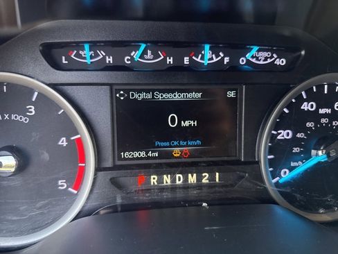 Used 2019 Ford F250 XLT w/ XLT Value Package image 13