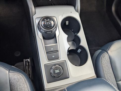 Used 2022 Ford Bronco Sport Outer Banks w/ Tech Package AWD/4WD image 31