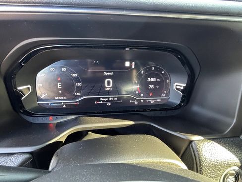 Used 2022 GMC Yukon Denali image 12