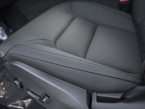 New 2026 Volvo XC60 B5 Plus w/ Protection Package Premier image 32