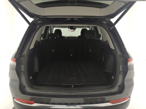 Used 2022 Jeep Grand Cherokee Limited 4xe w/ Luxury Tech Group II image 29