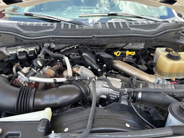 Used 2019 Ford F350 XLT AWD/4WD image 4