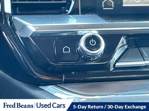 Used 2025 GMC Sierra 1500 SLT image 43