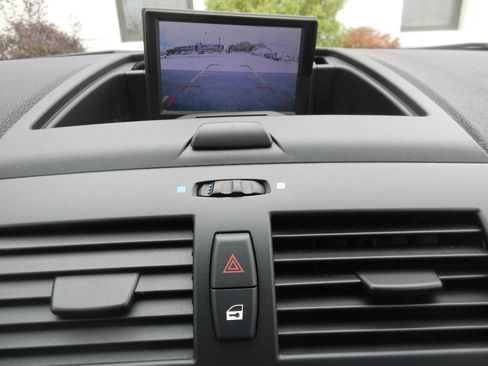 Used 2005 BMW X3 3.0i image 3