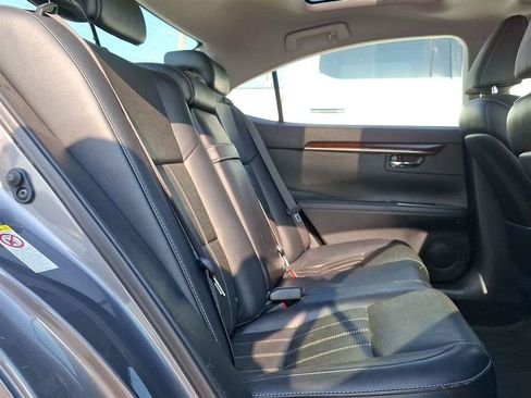 Used 2017 Lexus ES 350 w/ Luxury Package FWD image 15