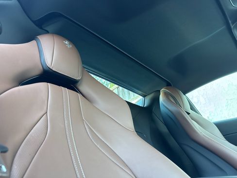 Used 2022 Ferrari 812 GTS image 17