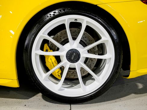 Used 2015 Porsche 911 GT3 image 44