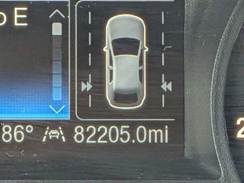 Used 2020 Ford Edge SE FWD image 34