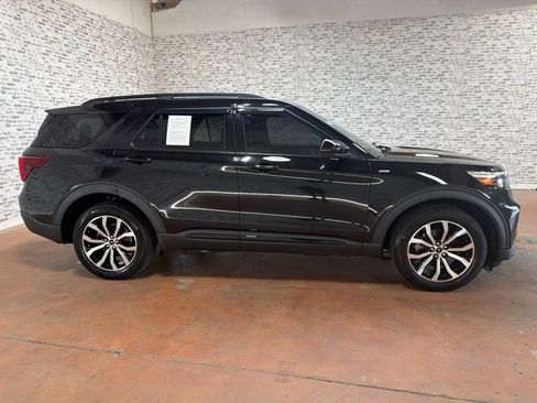 Used 2022 Ford Explorer ST-Line AWD/4WD image 8