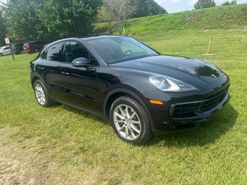 Used 2020 Porsche Cayenne AWD/4WD image 3