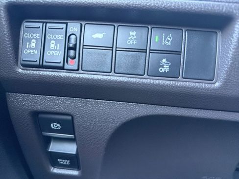 Used 2020 Honda Odyssey EX-L image 25