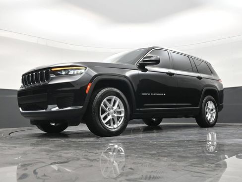 Used 2025 Jeep Grand Cherokee L Laredo w/ Luxury Tech Group I AWD/4WD image 20