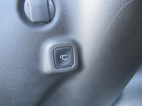 Used 2023 Jeep Compass Limited w/ Elite Group AWD/4WD image 31