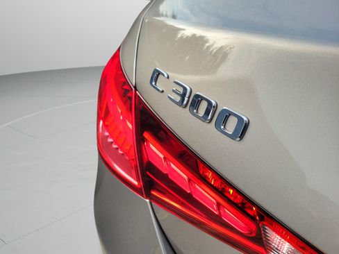 Used 2023 Mercedes-Benz C 300 Sedan image 30