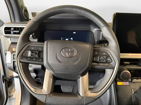 Certified 2026 Toyota 4Runner TRD Off-Road Premium w/ Tow Technology Package AWD/4WD image 13