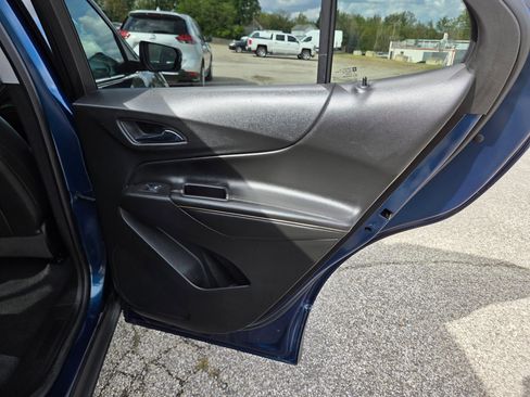 Used 2020 Chevrolet Equinox Premier image 19