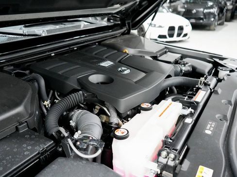 Used 2024 Lexus GX 550 image 38