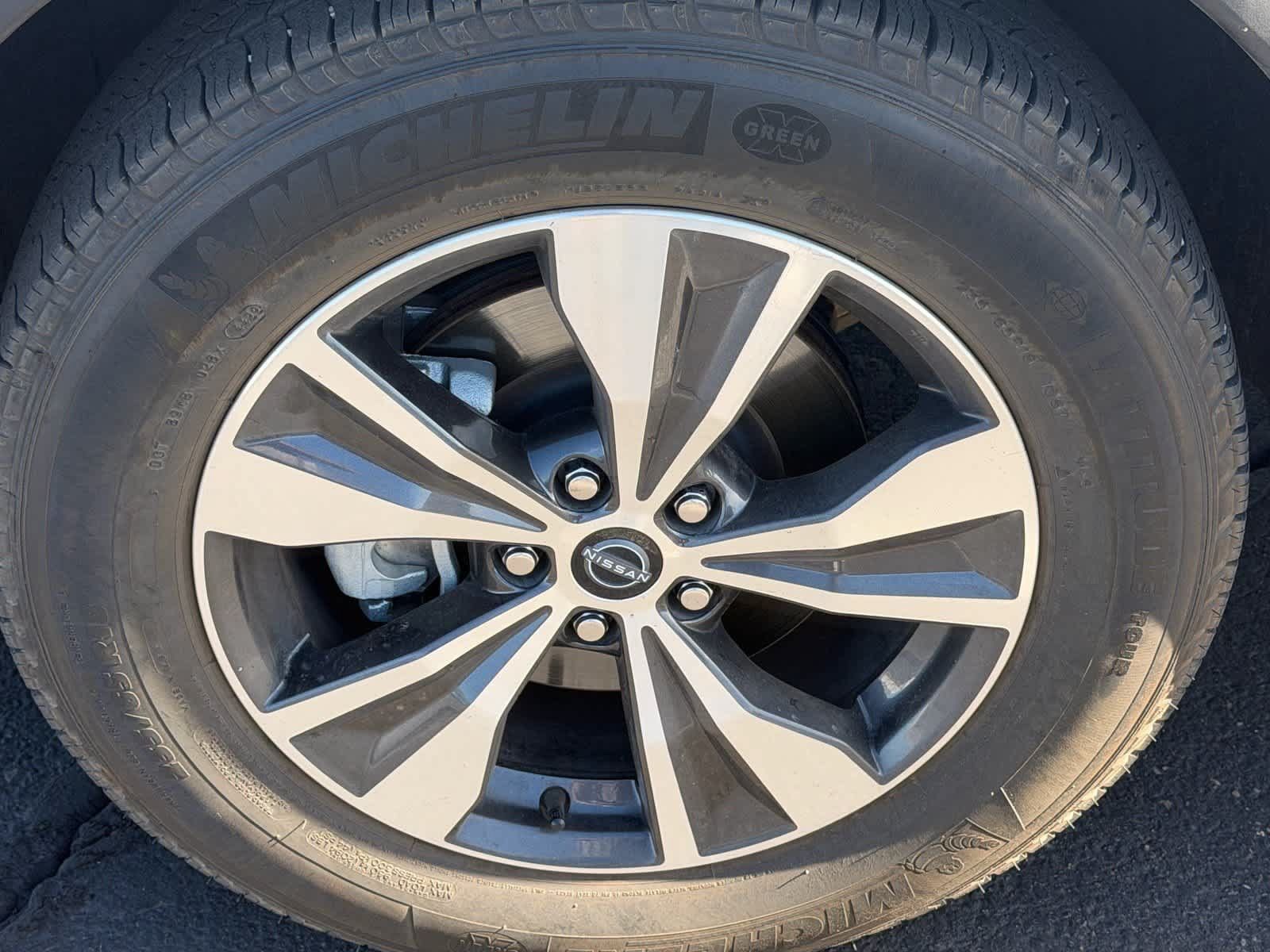 Used 2023 Nissan Murano SV FWD image 6