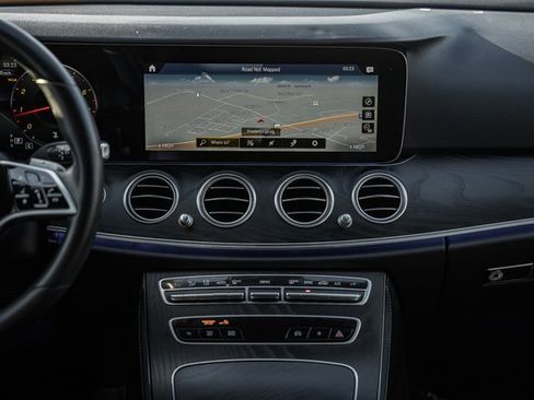 Used 2023 Mercedes-Benz E 350 E 350 image 21