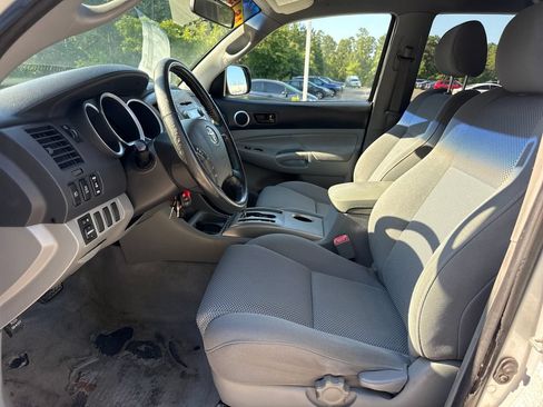 Used 2006 Toyota Tacoma 4x4 Double Cab image 12