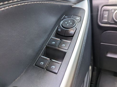 Used 2021 Ford Explorer Limited w/ Equipment Group 301A RWD image 30
