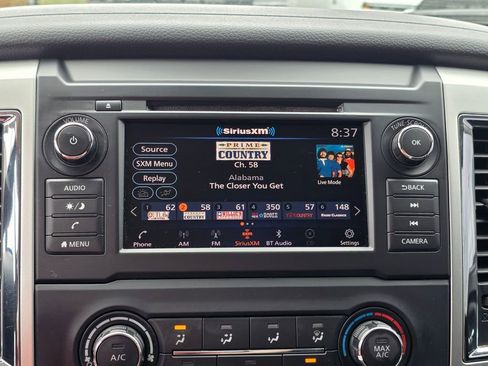 Used 2019 Nissan Titan SV AWD/4WD image 22