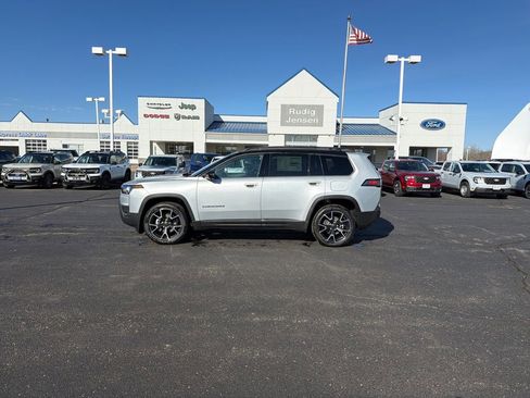 New 2026 Jeep Cherokee Overland w/ Advanced Pro Tech Group image 2