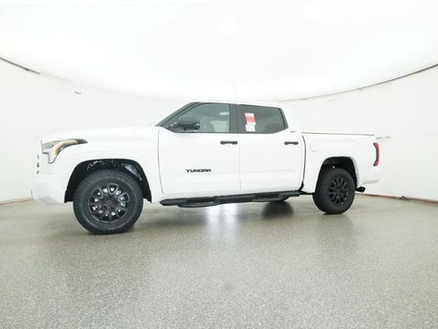 New 2026 Toyota Tundra SR5 AWD/4WD image 21