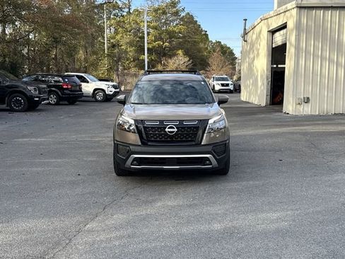 Used 2024 Nissan Pathfinder Rock Creek AWD/4WD image 2
