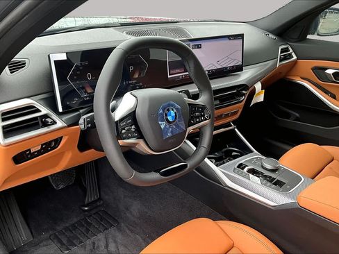 Used 2026 BMW 330i Sedan w/ Convenience Package RWD image 8