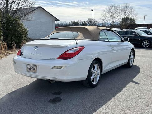 Used 2008 Toyota Solara SLE image 3