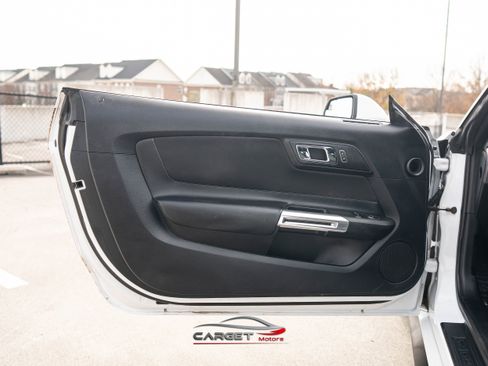 Used 2017 Ford Mustang GT w/ Black Accent Package image 29