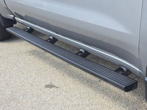 Used 2023 Chevrolet Silverado 1500 LT image 19