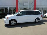 Used 2017 Dodge Grand Caravan SE w/ UConnect Hands-Free Group image 2