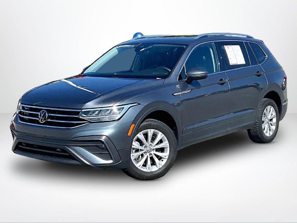 Used 2022 Volkswagen Tiguan SE AWD/4WD image 2