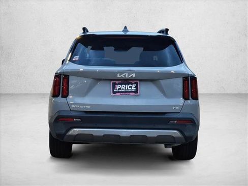 Used 2023 Kia Sorento SX Prestige AWD/4WD image 7