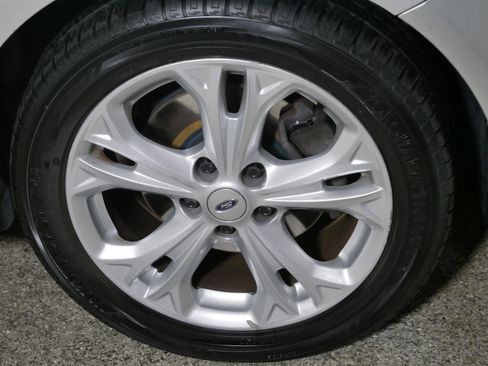 Used 2012 Ford Fusion SE image 15