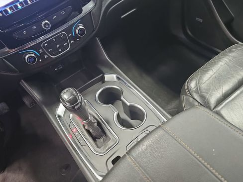 Used 2020 Chevrolet Traverse RS FWD image 24
