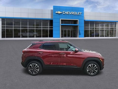 Certified 2024 Chevrolet TrailBlazer LT w/ Convenience Package AWD/4WD image 6
