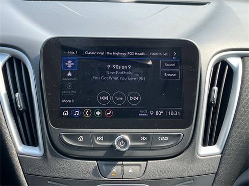 Used 2024 Chevrolet Malibu LT image 14